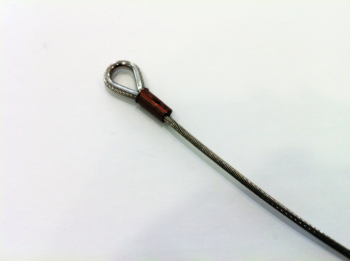 Pressatura su cavo inox