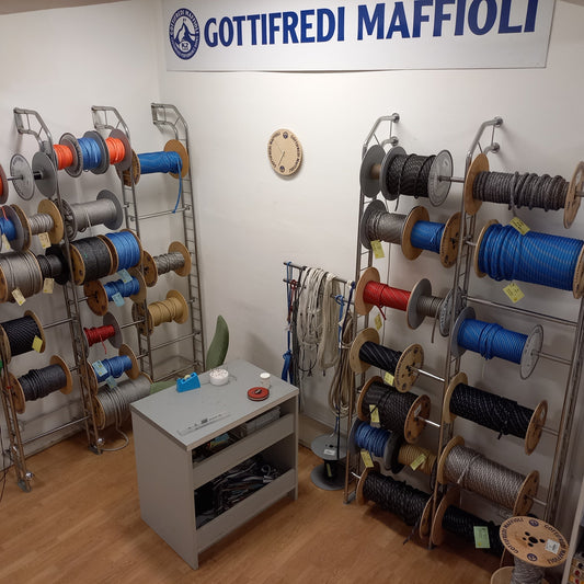 Siamo un negozio, ma il nostro fiore all'occhiello è il laboratorio!